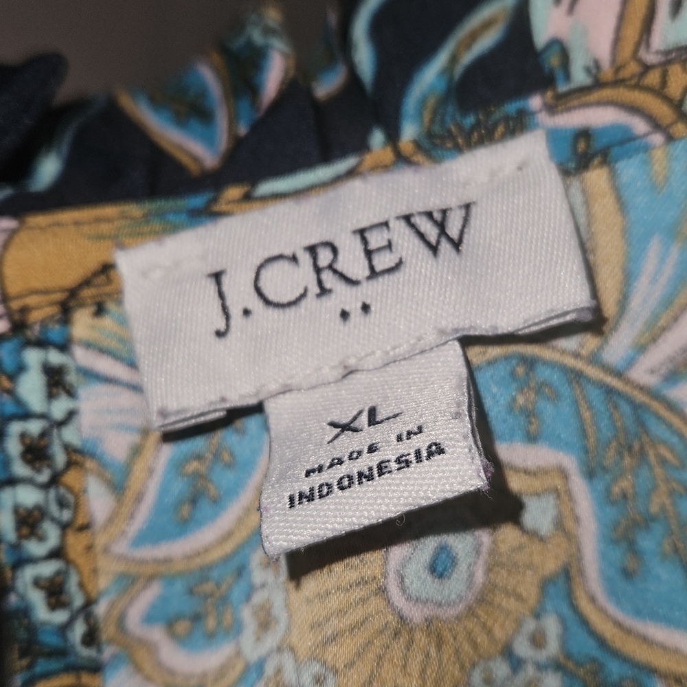 J.Crew Blue and Tan Patterned Garment Size Xl. Barely Worn